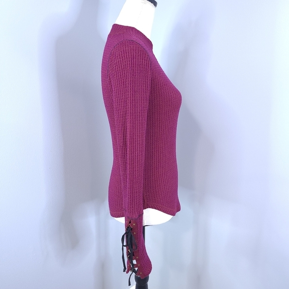 Free People Mountaineer Lace Up Statement Sleeve Thermal Sweater Burgundy SM - Picture 4 of 9